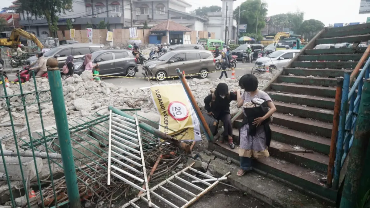 Suasana pasca pembongkaran JPO Paledang, Kota Bogor, 30 Juni 2026. (Sofiansyah/Radar Bogor)