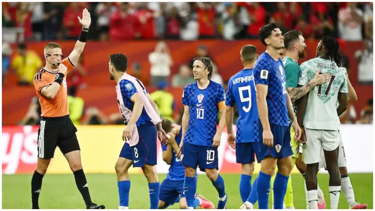 Kontroversi keputusan VAR yang menganulir gol Kroasia di menit akhir menghadapi Portugal