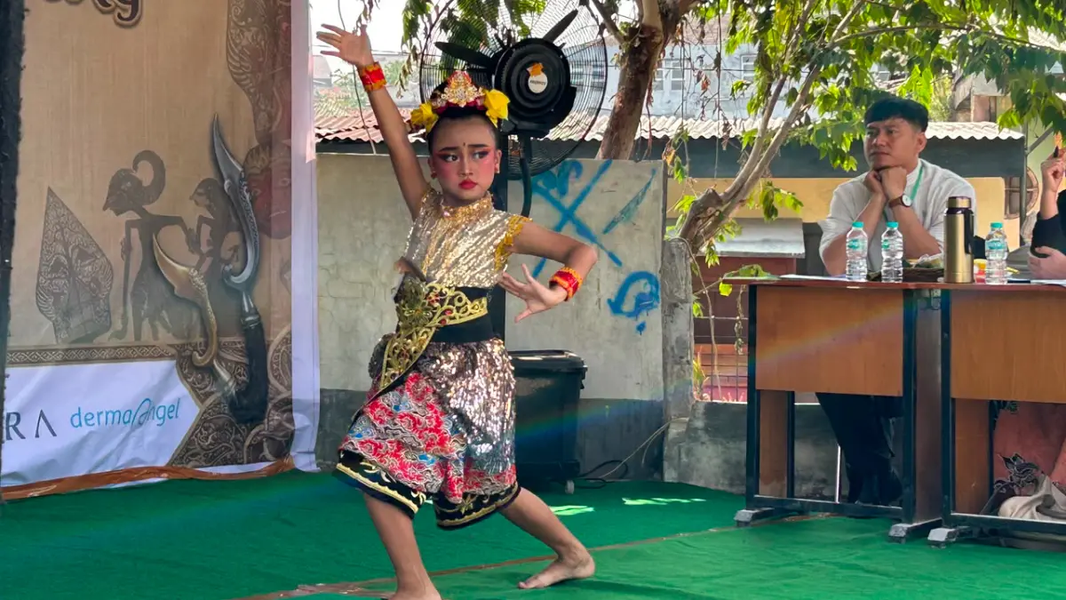 Peserta yang tampil di Lomba Kreasi Tari Jaipong. Foto: Fauzan/Radar Bogor