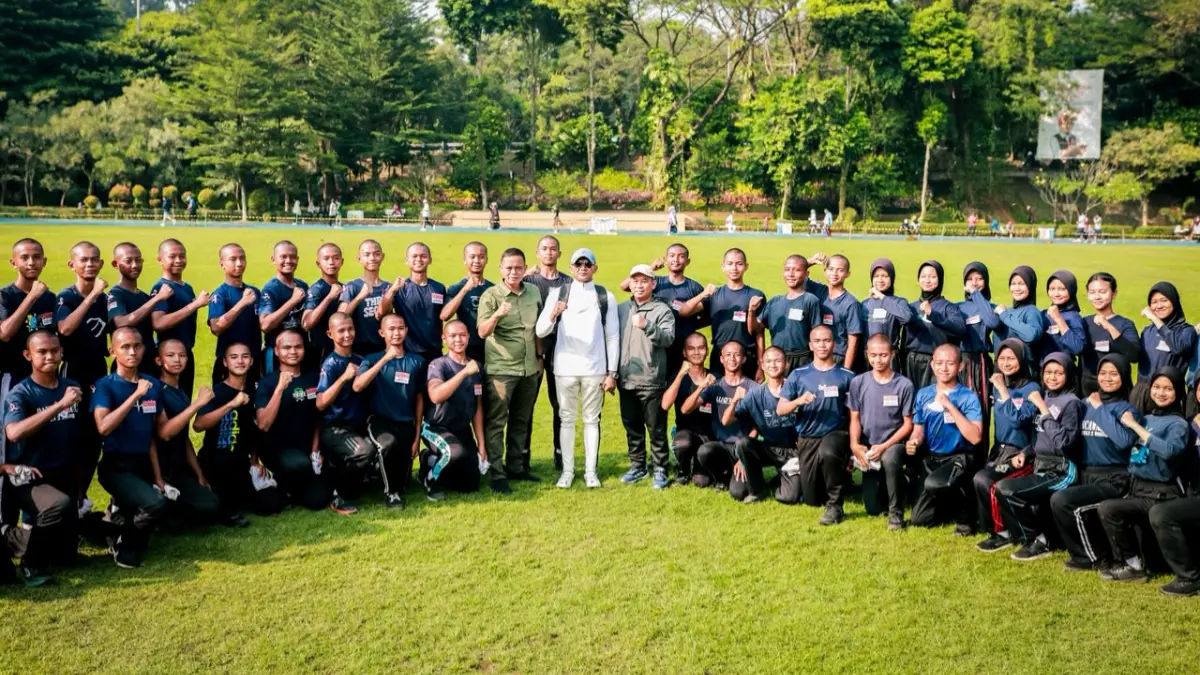 Wakil Wali Kota Bogor Jenal Mutaqin meninjau secara langsung latihan para Capaska Kota Bogor. (Dok. Pemkot Bogor)