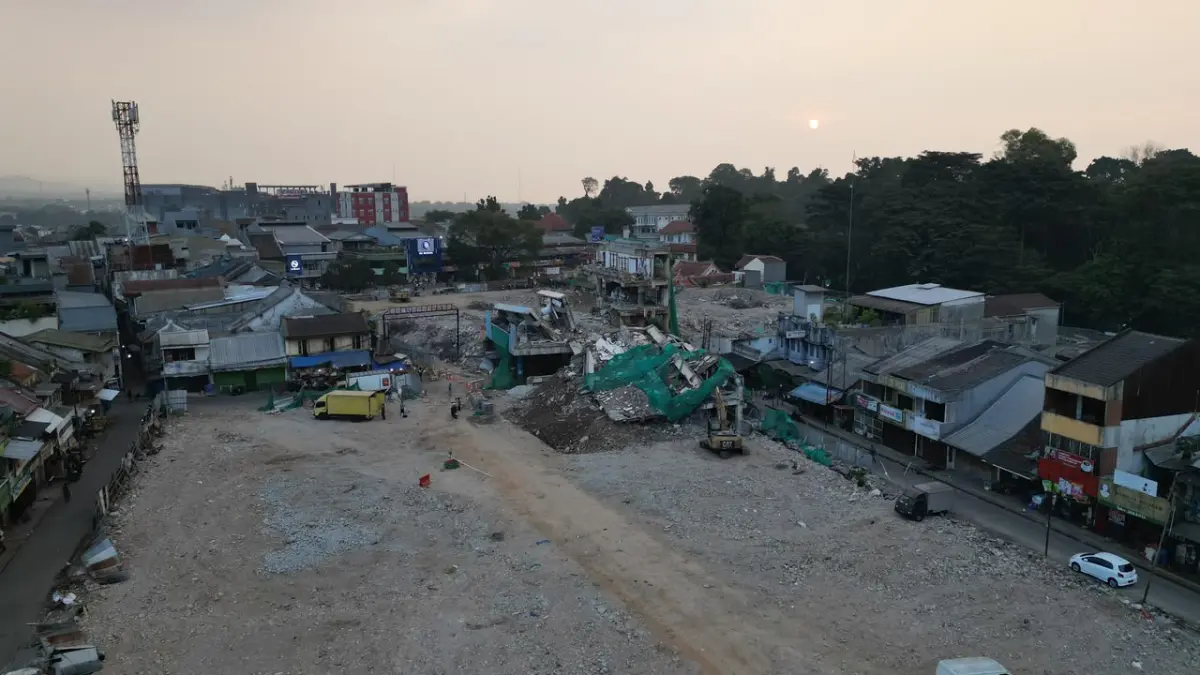 Eks plaza dan Pasar Bogor pasca pembongkaran. (Dzikry/Radar Bogor)