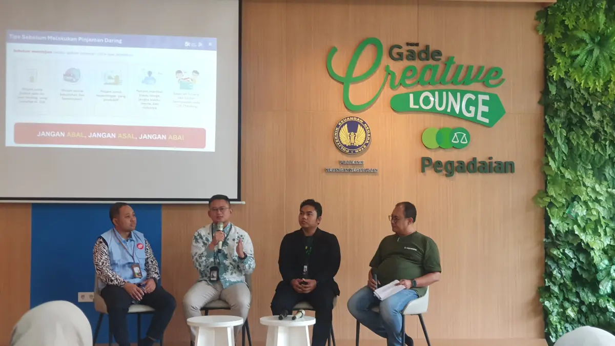 Talkshow edukasi literasi keuangan bagi mahasiswa yang digelar Pegadaian.