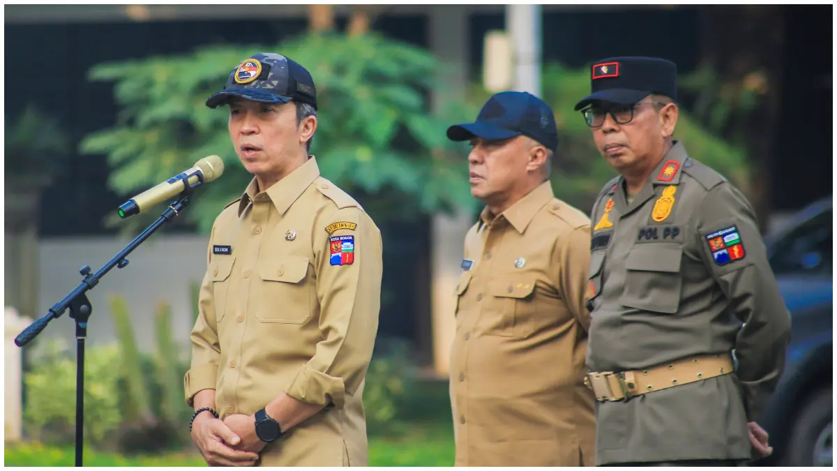 Wali Kota Bogor Dedie Rachim saat memimpin apel bersama Satpol PP. (Foto : Humas Pemkot Bogor for Radar Bogor)