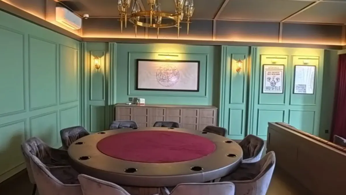 Ludoria Space and Resto super elegant di BSD. (Foto: YouTube Mlaku Mlaku Yuuk)