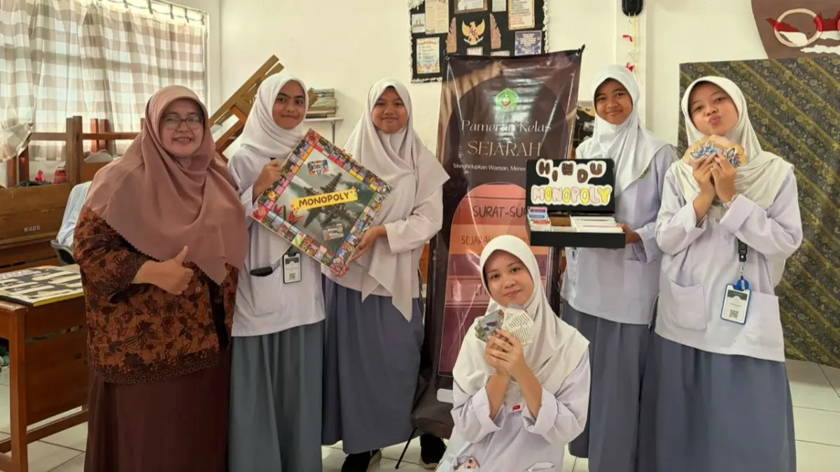Pembelajaran berbasis projek menghasilkan inovasi media pembelajaran oleh peserta didik. (dokumen pribadi)