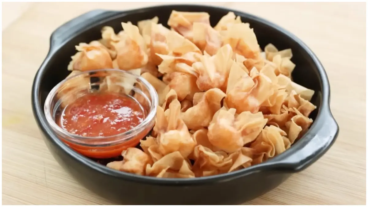 Tampilan Miny Crispy Wonton. (Fto: Kanal Youtube Devina Hermawan)