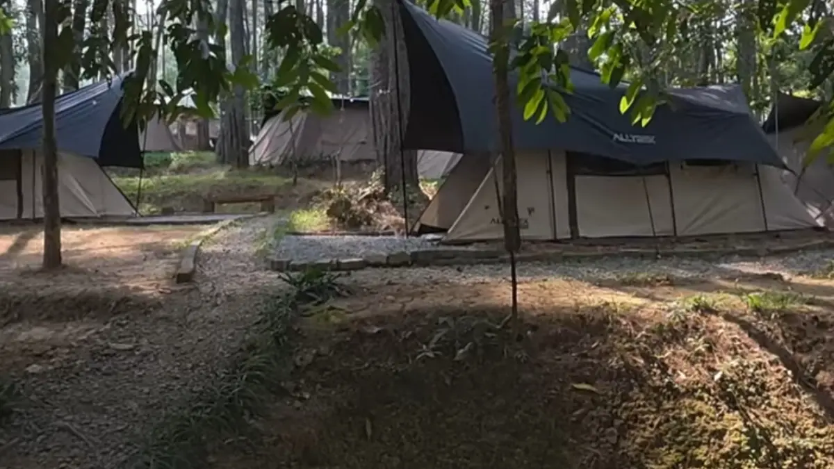 Glamping dan Camping di Pineus Wetan Resort Sentul Bogor. (Foto: YouTube Hasan Adhyaksa)