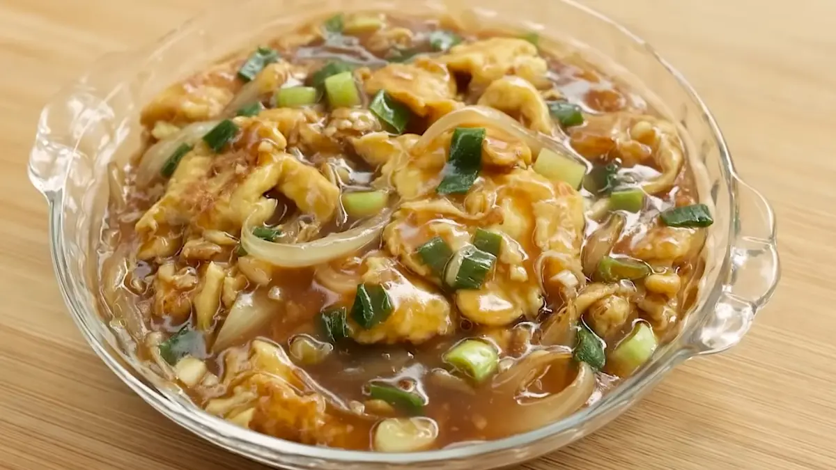 Telur Saus Tiram (Foto: YouTube Devina Hermawan)