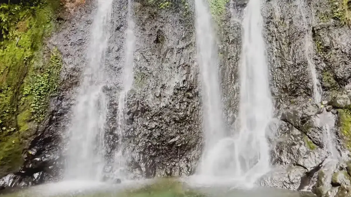 Wisata alam Curug Ciampea Bogor. (Foto: YouTube Opal Raufal)