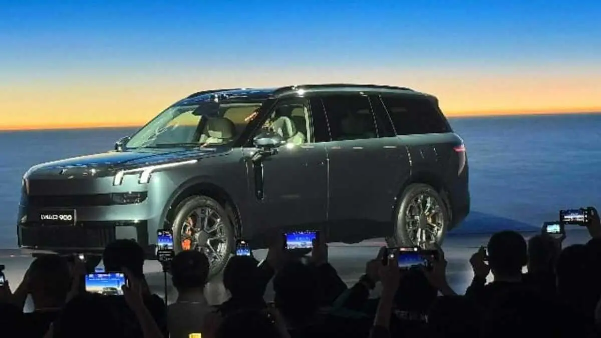 Lynk and Co 900. Foto: tangkapan layar dari web resmi @blackxperience.com