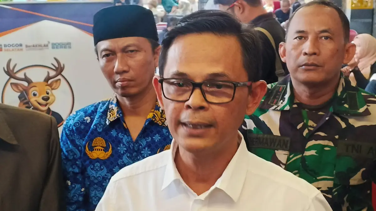 Camat Bogor Selatan Harry Cahyadi saat menyampaikan keterangan. (Fikri/Radar Bogor)