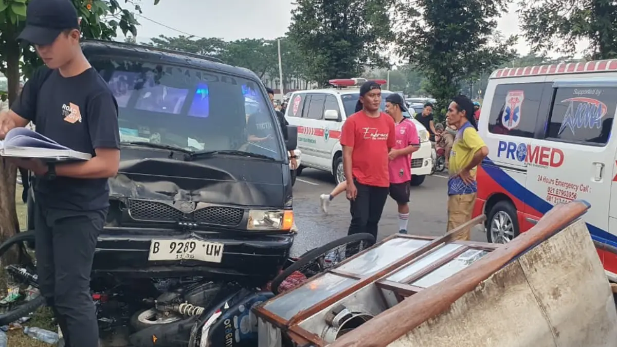 Kecelakaan lalu lintas di Jalan Lingkar Pakansari pada Kamis, 23 Juli 2026 sore. (Hendi Novian/Radar Bogor)