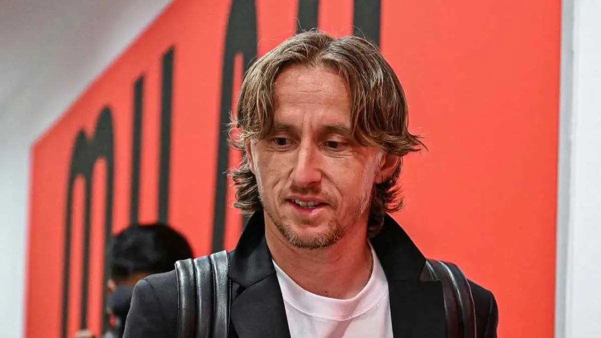 AC Milan siapkan manuver transfer besar usai pertahankan Luka Modric. (Foto : Facebook AC Milan)