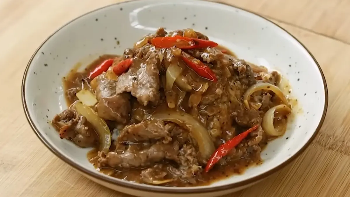 Resep Sapi Saus Lada Hitam. (Foto: YouTube Devina Hermawan)