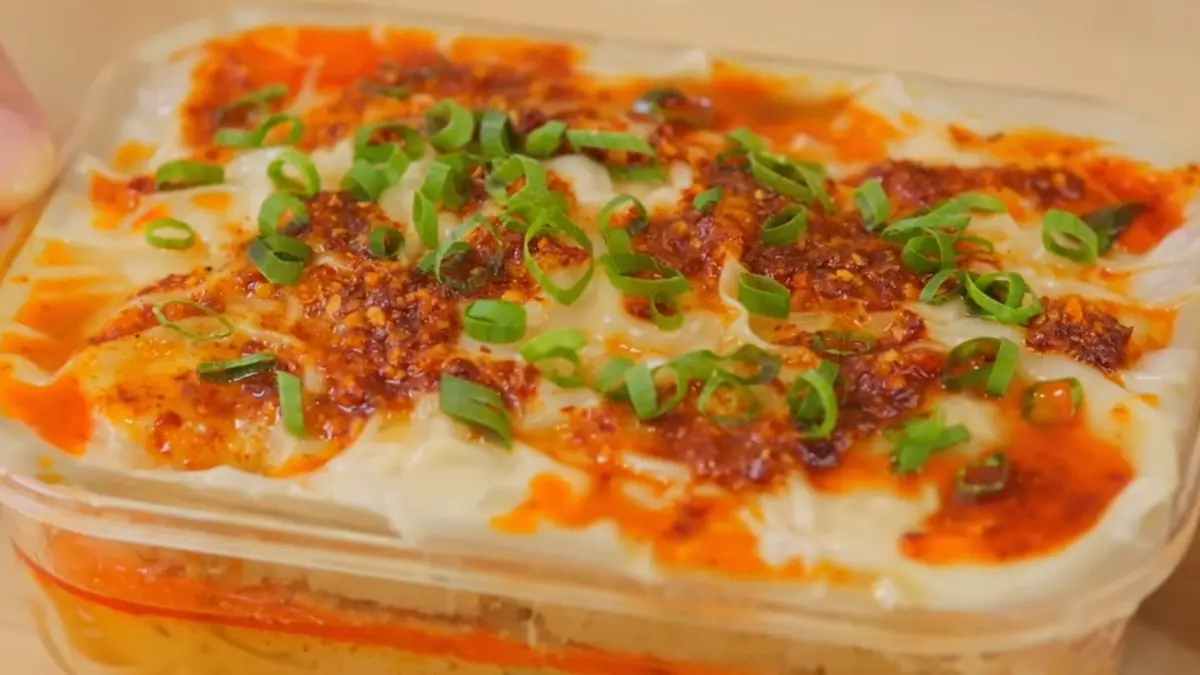 Dumpling lasagna. (YouTube Luvita Ho)