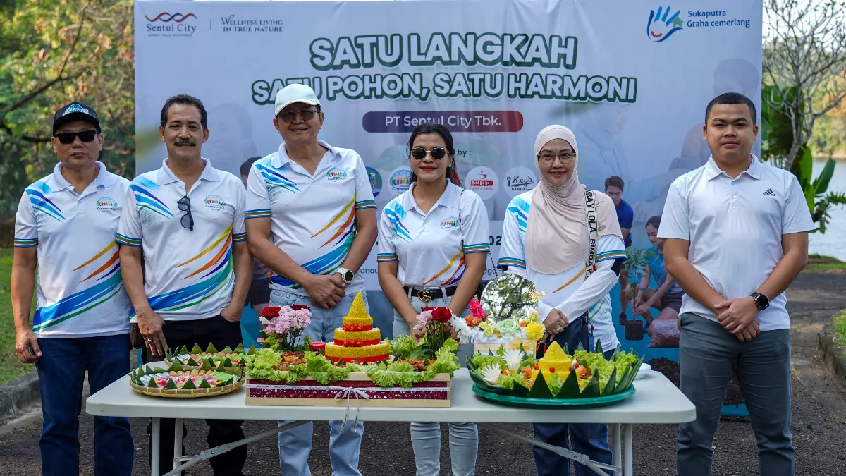 Warga Sentul City Kabupaten Bogor meluncurkan Harmoni Community di kawasan Danau Sentul City. (Dok. Sentul City)