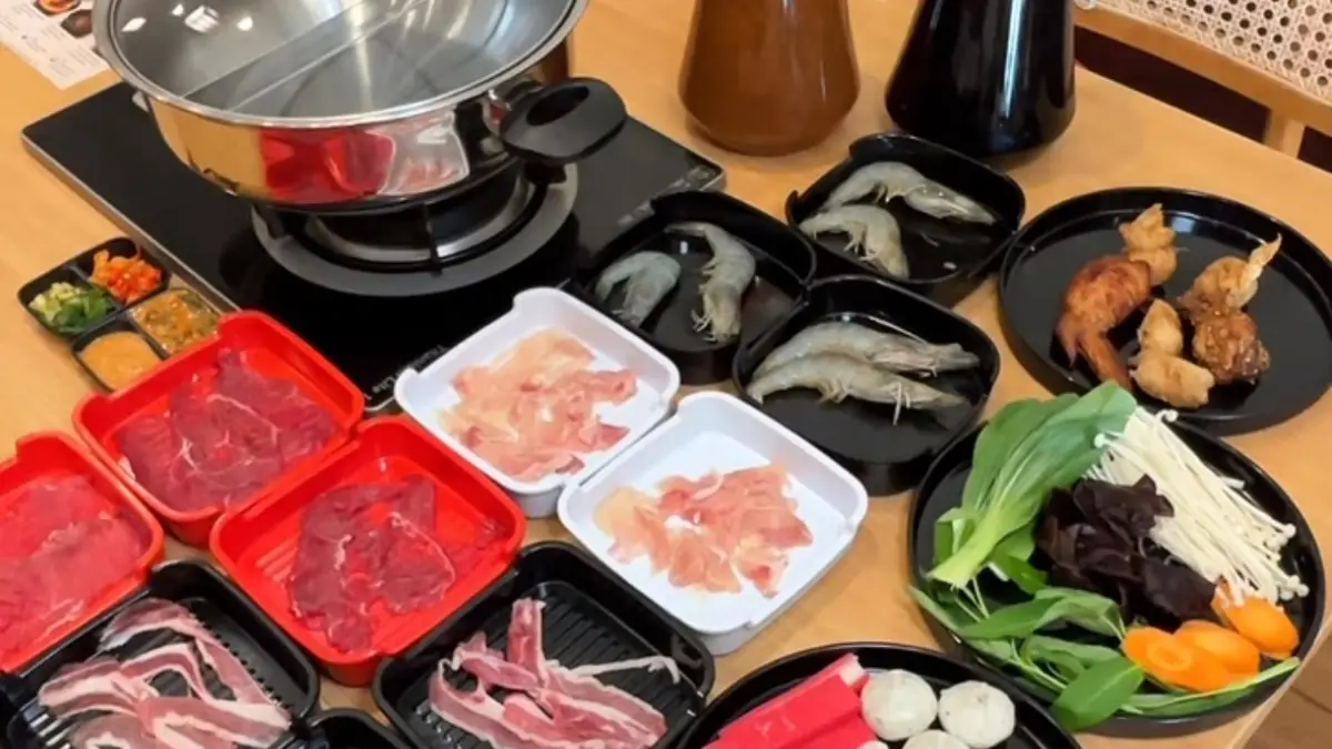 Aneka makanan di Hanami Suki Bogor. Foto: Instagram