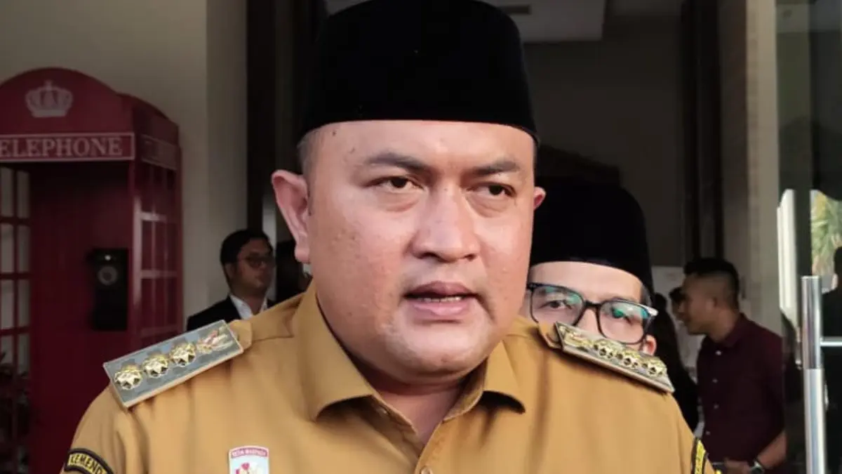 Bupati Bogor Rudy Susmanto saat menyampaikan keterangan. (Billy/Radar Bogor)