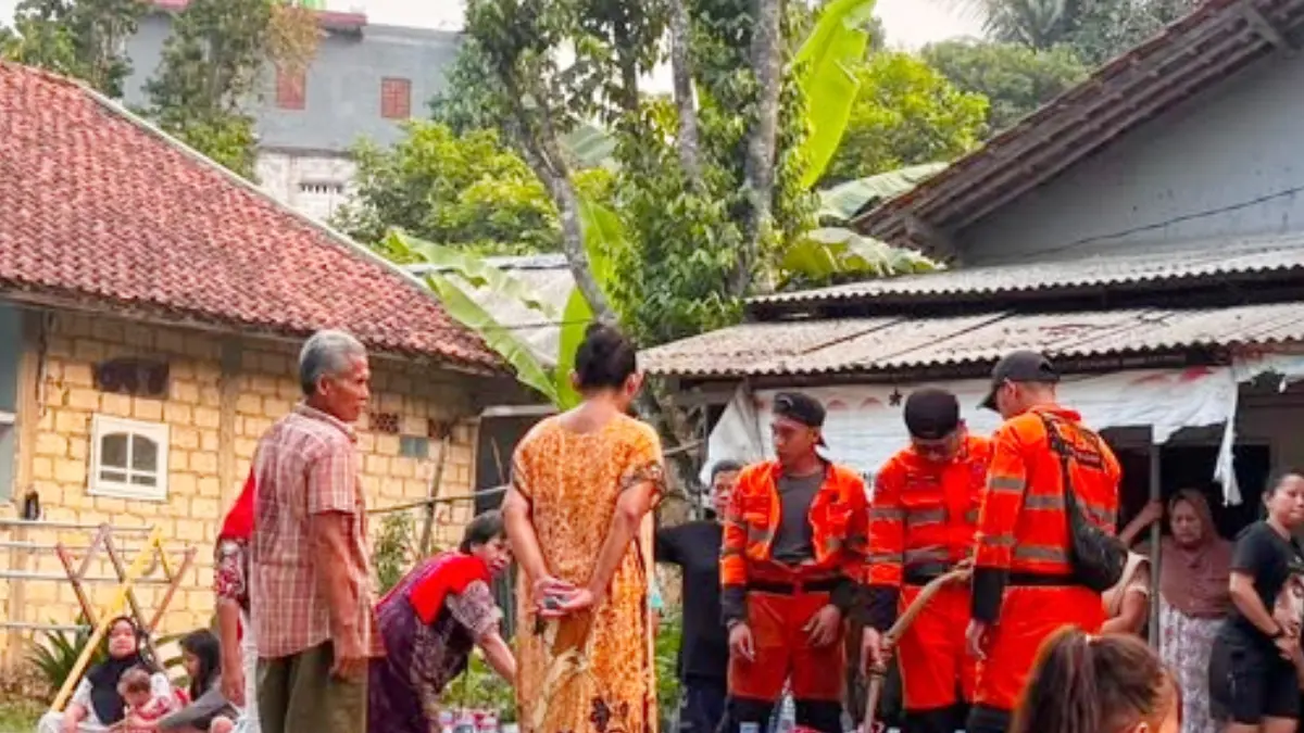 Pemerintah Kota Bogor mendistribusikan bantuan air bersih untuk warga terdampak musim kemarau. (Dok. Pemkot Bogor)