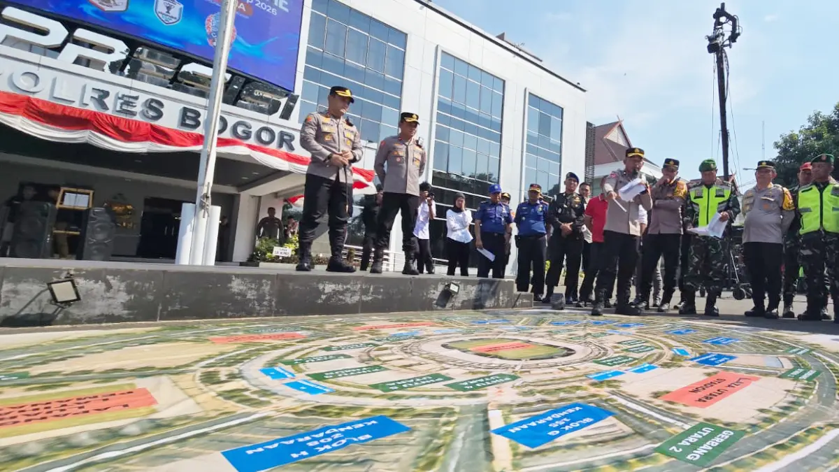 Polres Bogor menggelar apel jelang pengamanan pertandingan Piala AFF 2026 di Stadion Gelora Pakansari, Cibinong. (Dok. Polres Bogor)