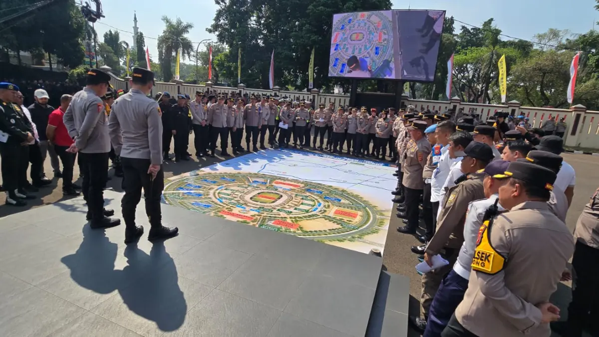 Polres Bogor saat menggelar Apel jelang pengamanan pertandingan Piala AFF 2026 di Stadion Gelora Pakansari. Foto:Polres Bogor.