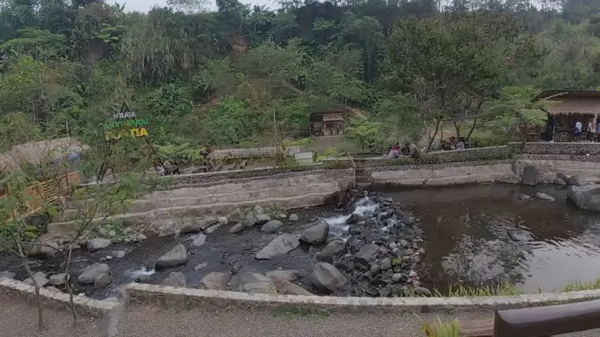 Wisata Alam Hijau Portia, Pacet Cianjur. (YouTube Hasan Adhyaksa)