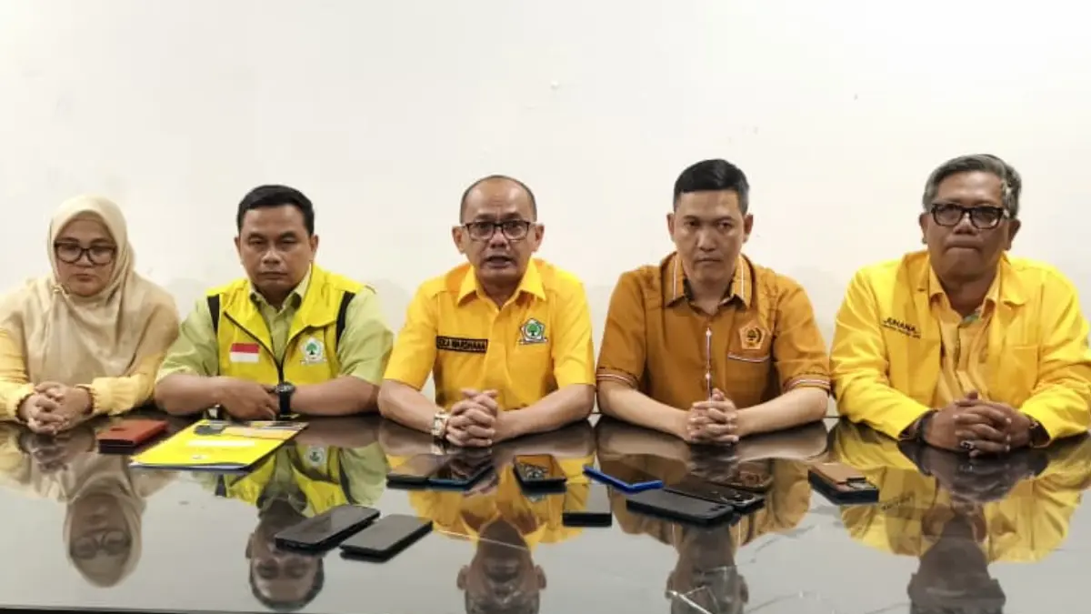 Konferensi pers DPD II Partai Golkar Kota Bogor terkait persiapan Musda XI di Kantor DPD II Partai Golkar Kota Bogor. (Fikri/Radar Bogor)