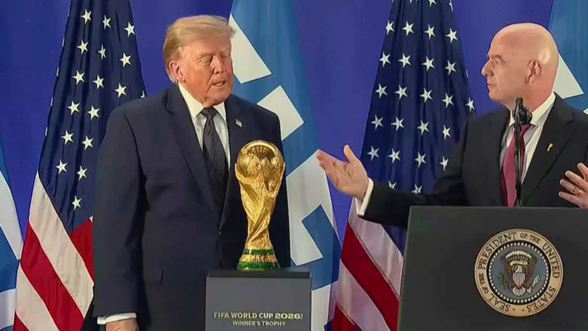Presiden AS, Donald Trump saat bersama Presiden FIFA Gianni Infantino.