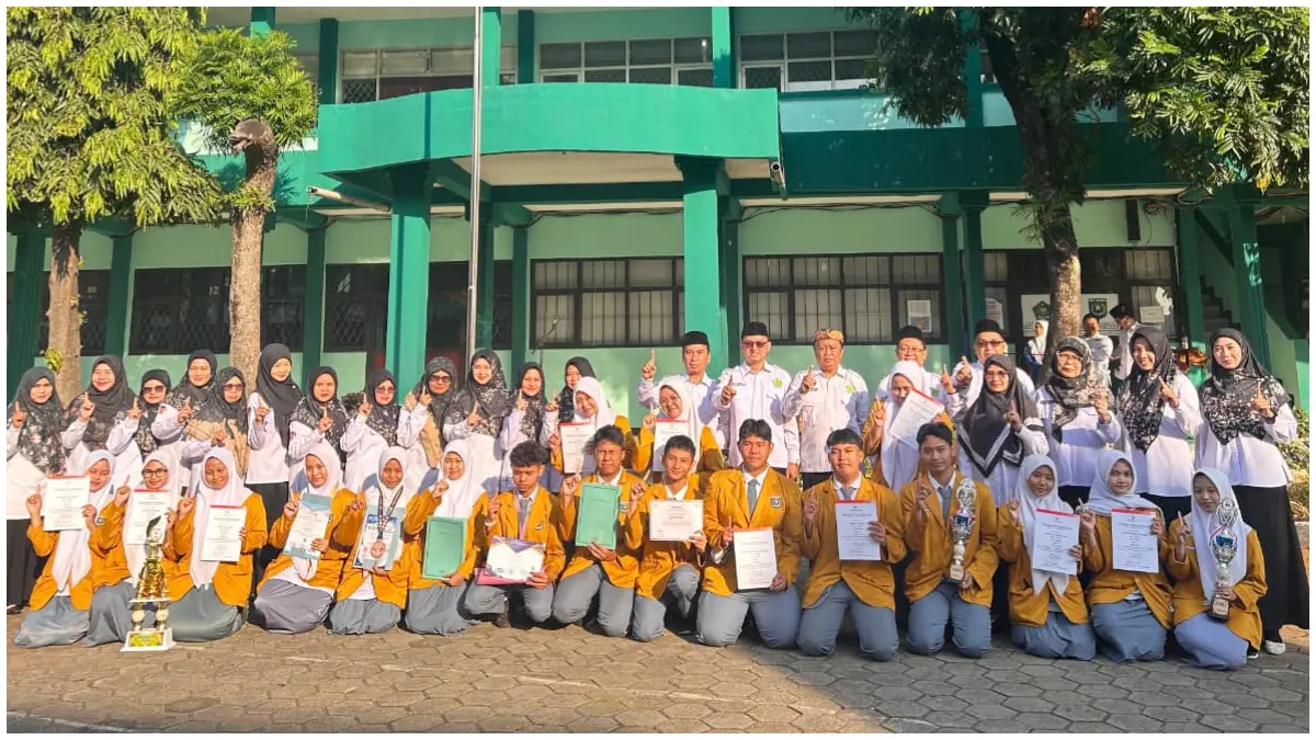 Sejumlah siswa-siswi prestasi MAN 1 Bogor. (Foto : Dok Pribadi)