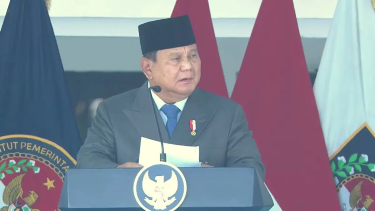Presiden Prabowo Subianto memberikan arahan saat upacara pelantikan Pamong Praja Muda XXXIII IPDN 2026, 29 Juli 2026.  (Sekretariat Presiden)