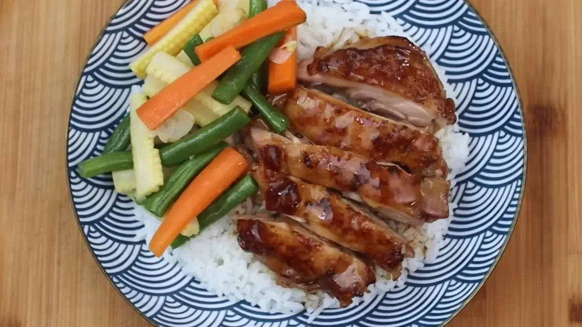 Resep chicken teriyaki. (Foto: YouTube Devina Hermawan)