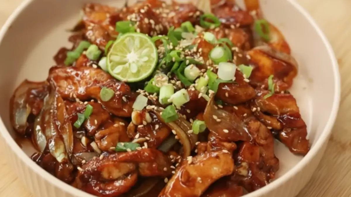 Ayam fillet saus mentega (YouTube Devina Hermawan)