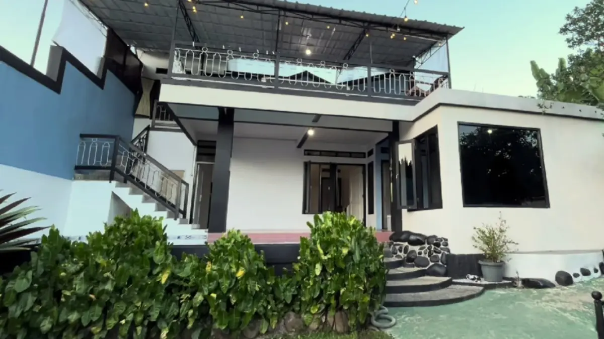 Villa Omi di kawasan Cisarua, Puncak, Kabupaten Bogor jadi salah satu rekomendasi.