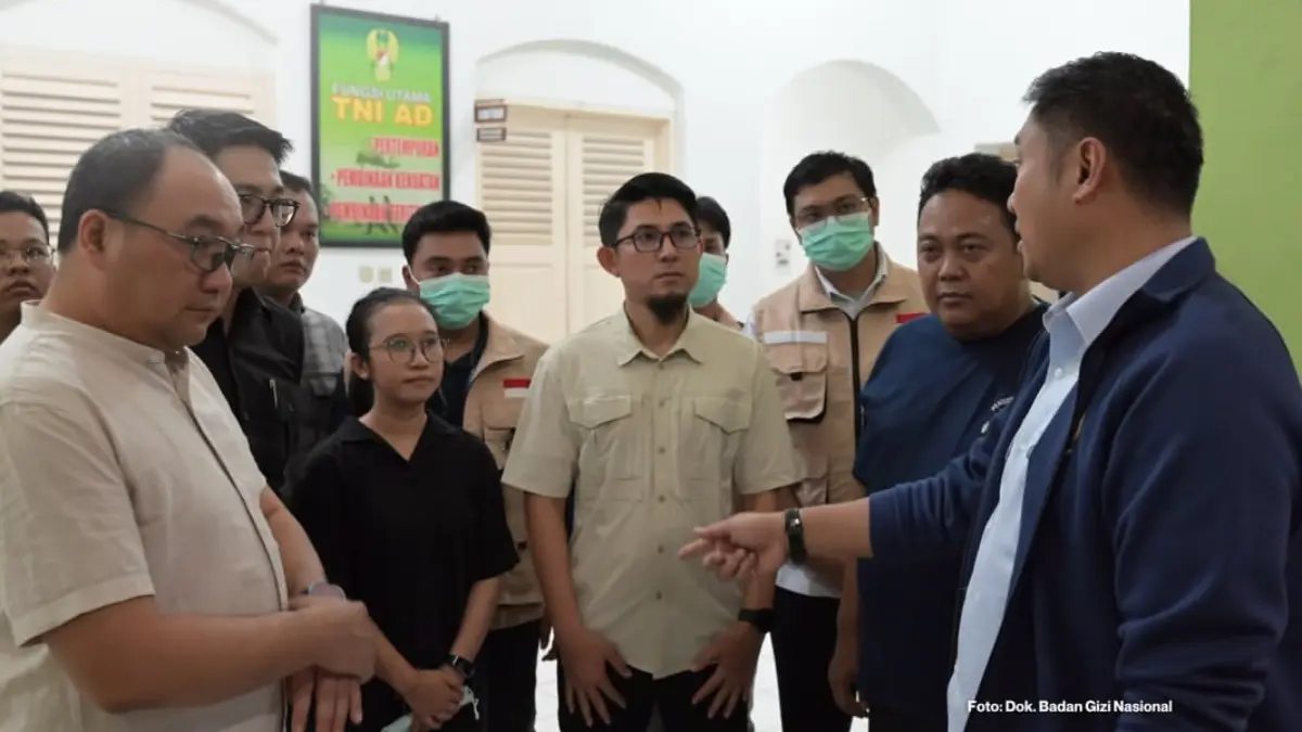 Kepala BGN saat meninjau para korban keracunan MBG di di Kota Semarang pada Sabtu, 1 Agustus 2026. Foto: Instagram