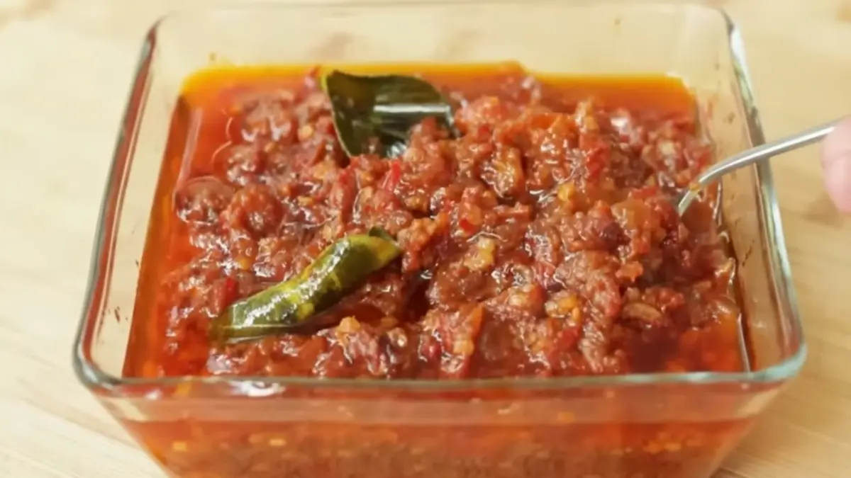 Sambal tomat (YouTube Devina Hermawan)