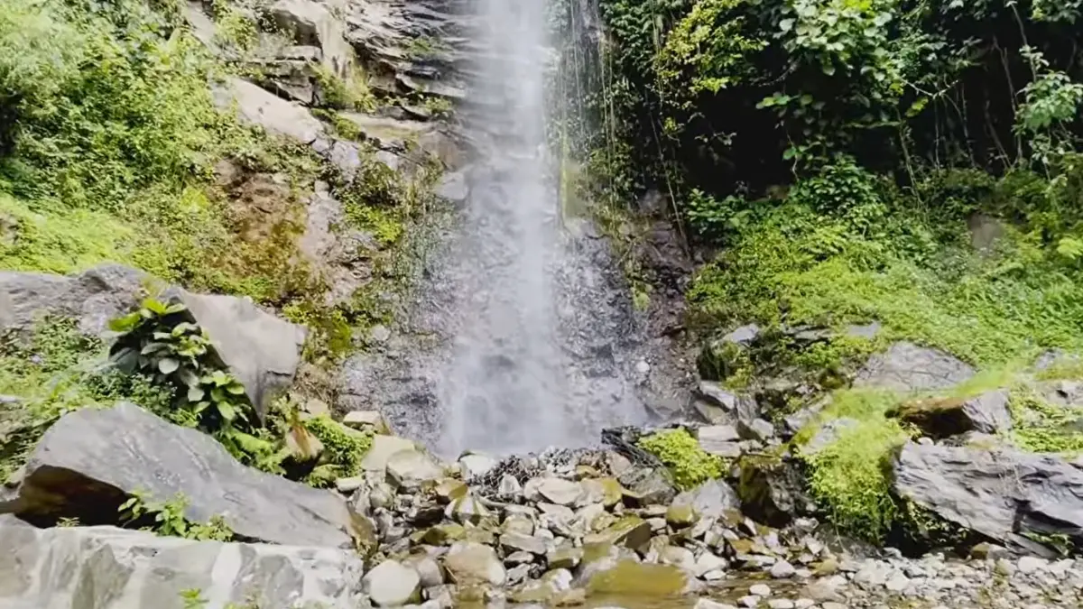 Wisata alam Curug Pelangi 7 Kuta Bayan Bogor (YouTube Opal Raufal)