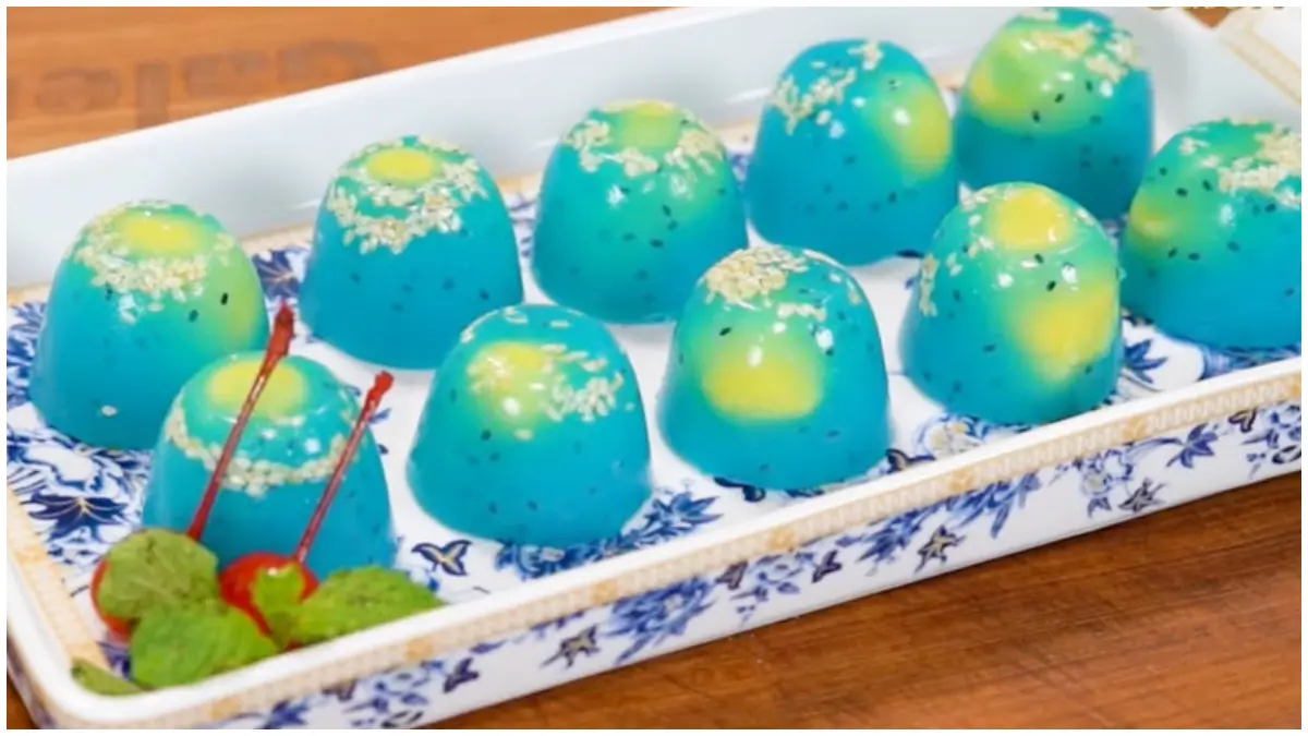 Tampilan lezat Kue Kemayu ala Chef Rudi Choirudin. (Foto: Kanal YouTube Galeri Rasa Channel)