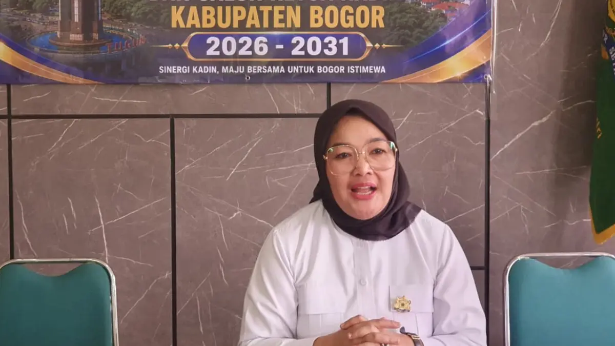 Ketua Kadin Kabupaten Bogor Sintha Dec Checawaty saat menyampaikan keterangan. (Billy/Radar Bogor)