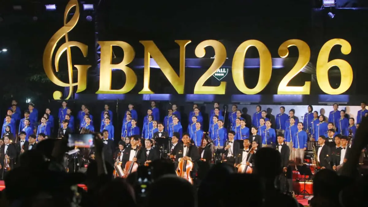 Pertunjukan orkestra Gita Bahana Nusantara di Area Stadion Pakansari, Cibinong, Kabupaten Bogor, Selasa 11 Agustus 2026. (Hendi Novian/Radar Bogor)