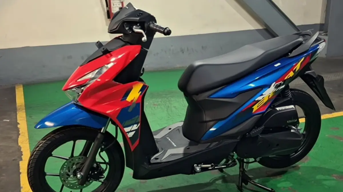 Honda Beat Infinite Glossy Red Blue.