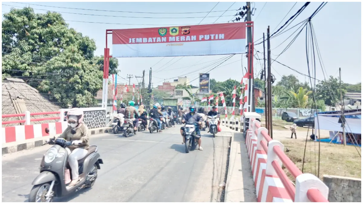Jembatan Cibarengkok di Desa Cipeucang, Kecamatan Klapanunggal, Kabupaten Bogor, yang telah rampung dan diresmikan, Kamis 13 Agustus 2026. (Foto: Muhammad Ali/Radar Bogor)