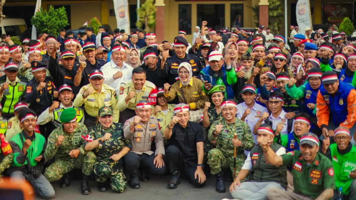 Forkopimda dan masyarakat Apel Kebangsaan Jaga Rawat Jawa Barat di Mapolresta Bogor Kota, Jumat (14/8/2026).  (Diskominfo)