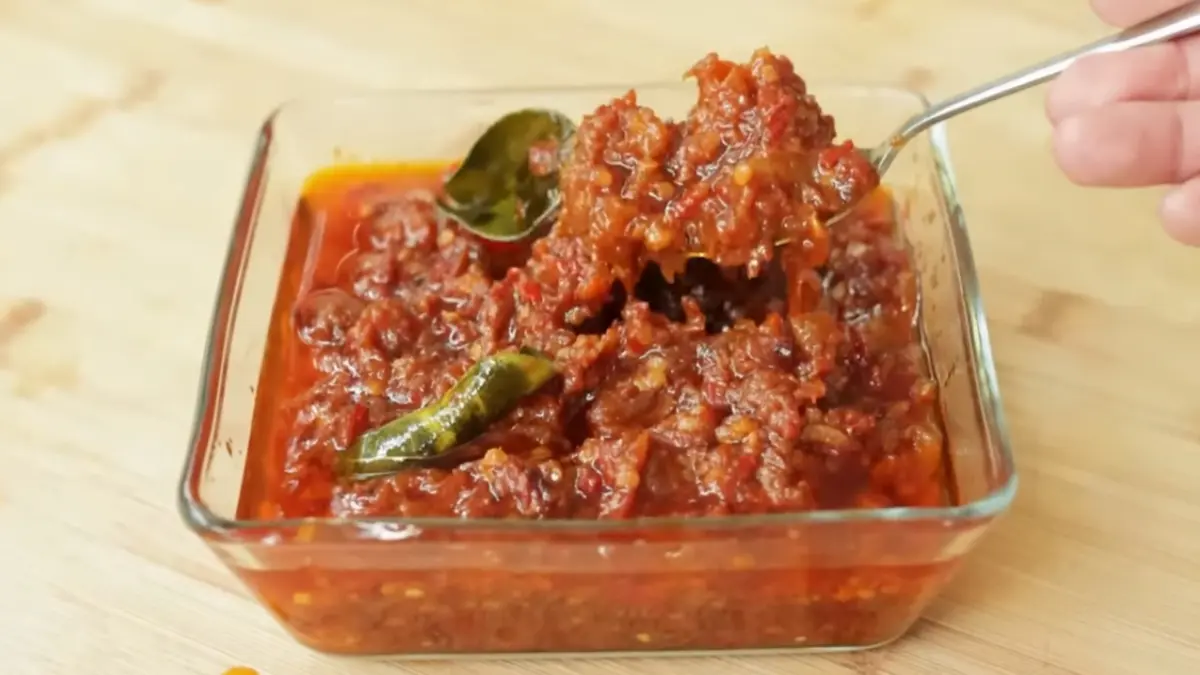 Sambal tomat (YouTube Devina Hermawan)