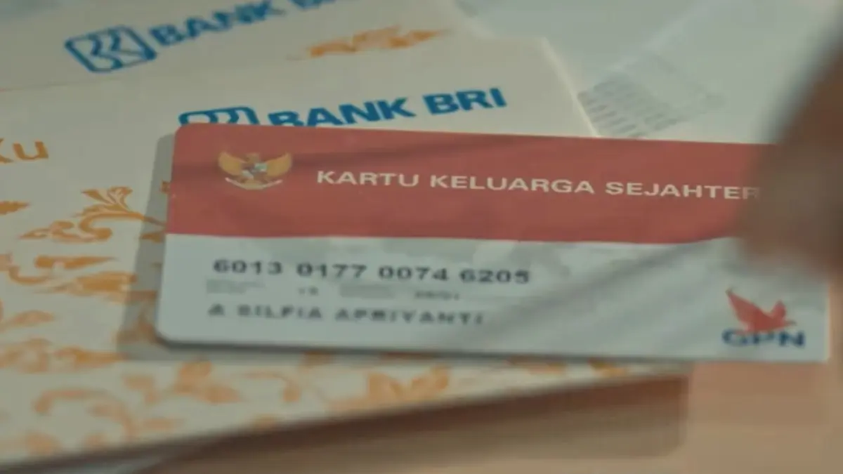 Ilustrasi pencairan bansos melalui KKS (YouTube Kemensos RI)