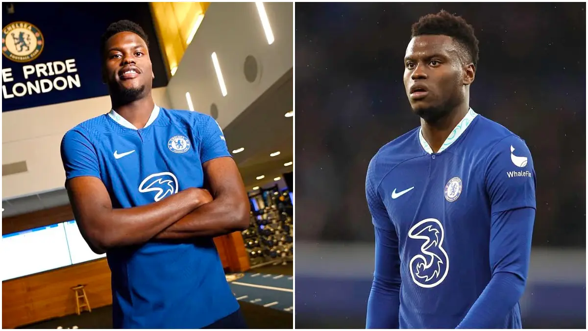 Benoit Badiashile yang masih mengenakan jersey London biru, Chelsea resmi pindah ke Napoli.&nbsp;(Foto: Instagram @benoit.badiashile)