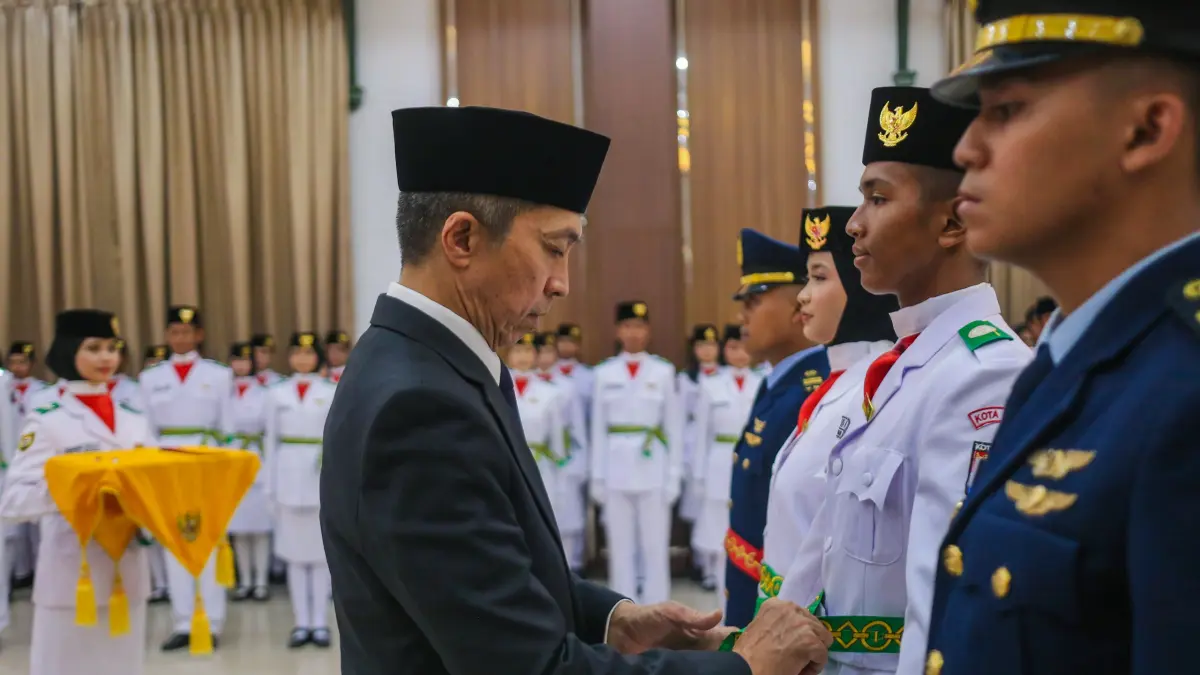 Anggota Paskibraka Kota Bogor dikukuhkan menjelang pelaksanaan upacara HUT ke-81 Kemerdekaan Republik Indonesia. (Foto: Humas Pemkot Bogor for Radar Bogor)