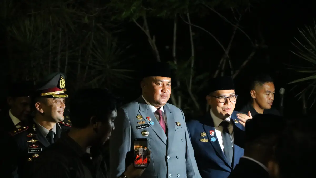 Renungan suci Dihari kemerdekaan RI ke 81 yang diikuti Forkopimda Kabupaten Bogor di Taman Makam Pahlawan Pondok Rajeg. (Foto: Hendi Novian/Radar Bogor)