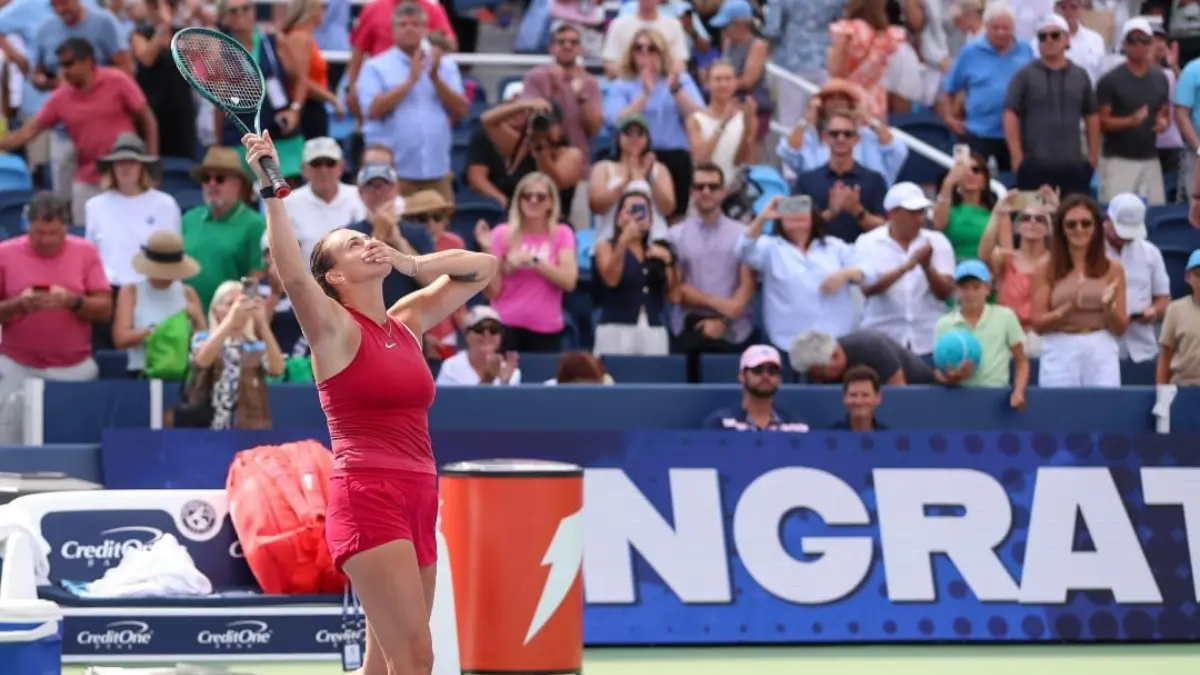 Persaingan tenis di Cincinnati Open 2026 semakin ketat. Aryna Sabalenka sempat kesulitan melewati babak kedua, sementara sejumlah petenis papan atas terus berjuang mempersiapkan diri menjelang US Open yang dimulai akhir Agustus. Foto : Cincinnati Open/WTA/Reuters.
