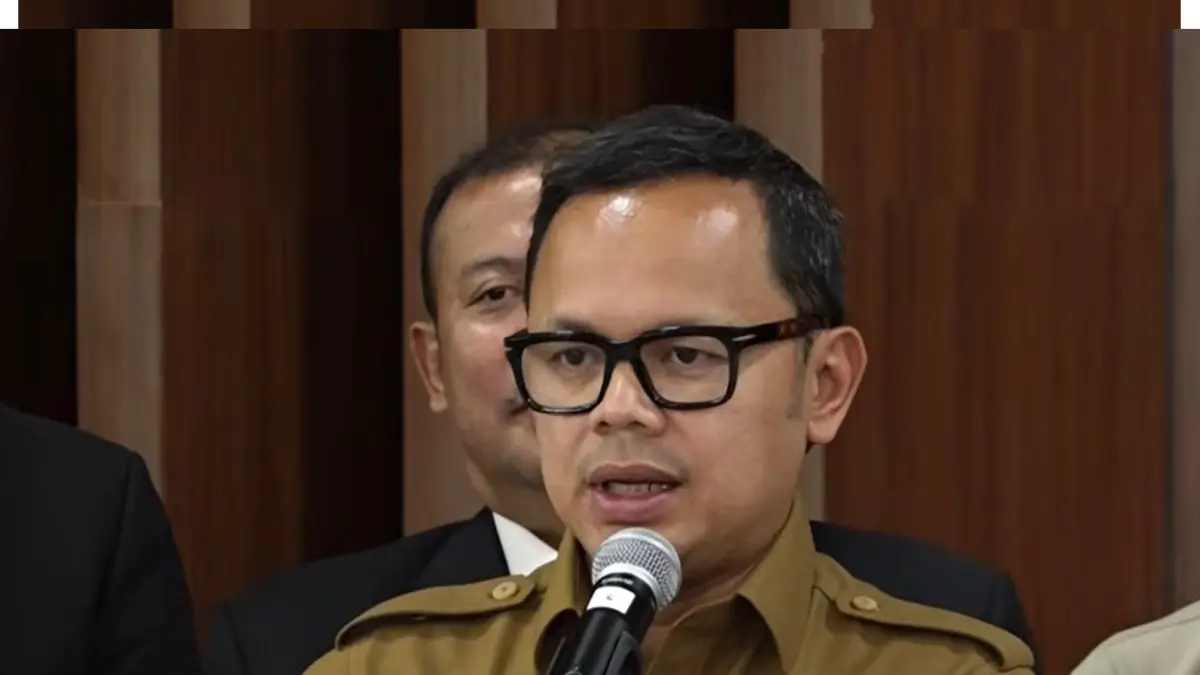 Bima Arya Sugiarto menegaskan akan mengawal sosialisasi proses alih status PPPK (Youtube TVR Parlemen)