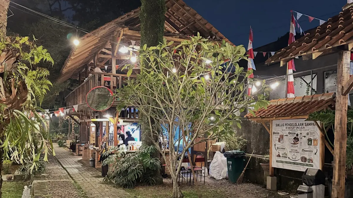 Uncle Jo Kopi x Bar Warung Jambu Bogor. Foto: Instagram